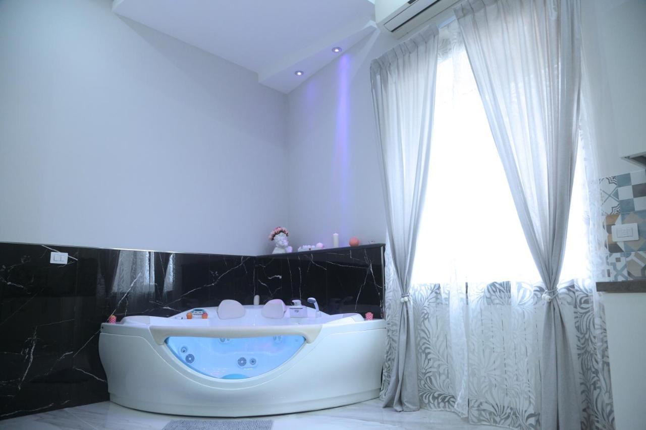 Opera Home Napoli ภายนอก รูปภาพ