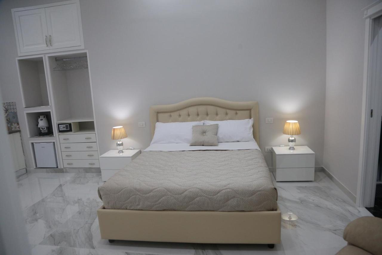Opera Home Napoli ภายนอก รูปภาพ