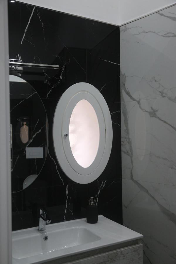 Opera Home Napoli ภายนอก รูปภาพ