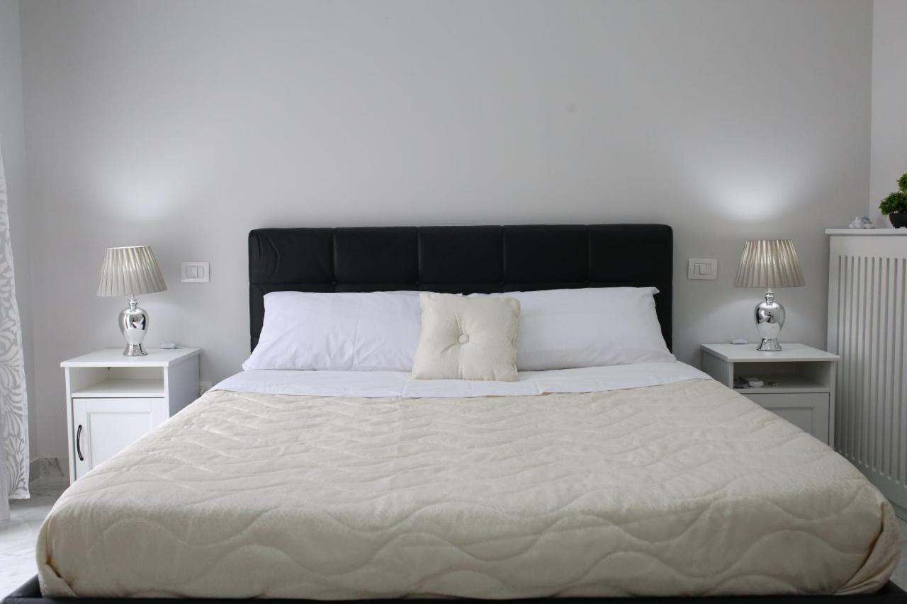 Opera Home Napoli ภายนอก รูปภาพ